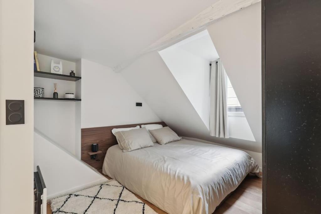 Apartmán Duplex Parisien Pres Du Louvre Exteriér fotografie